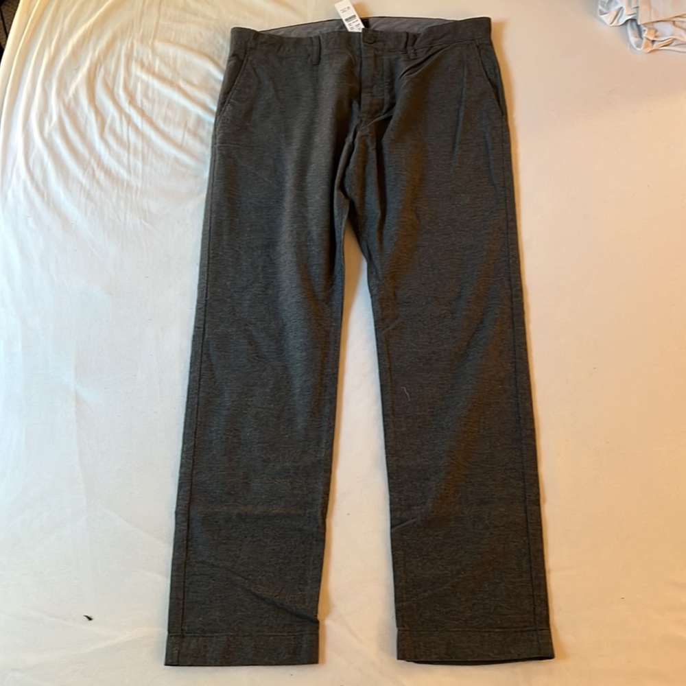J Crew Brushed Twill 484 Slim Fit Pant. Never worn. Tags attached.